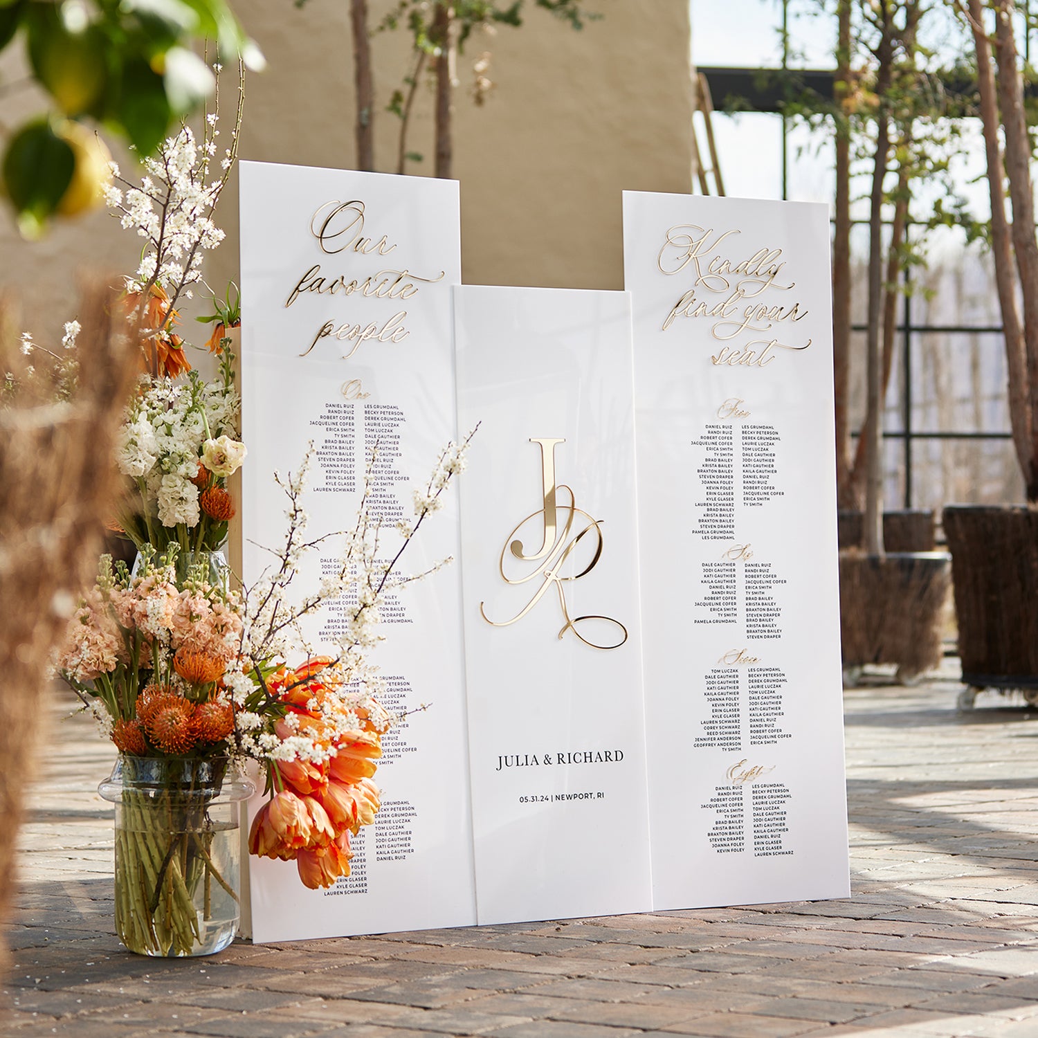 Luxury White Acrylic Seating Chart for Wedding Reception with Gold 3D Letters